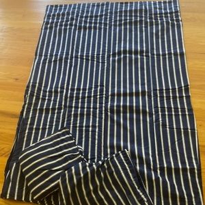 NWOT a blue white striped twin sheet set 100% percent cotton